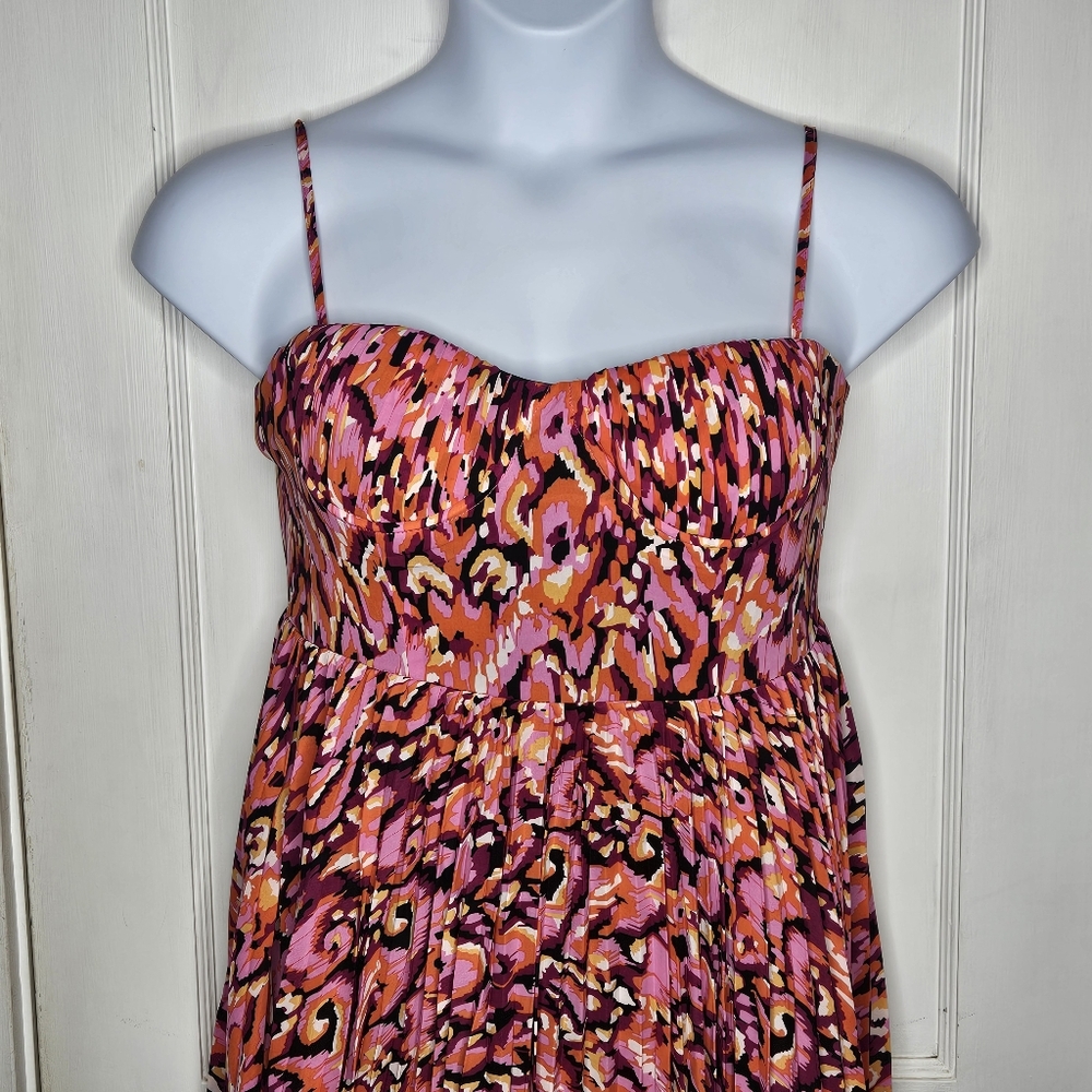 NWT Petal & Pup Achanti Pleated Maxi Dress In Pink Multi - Size Medium